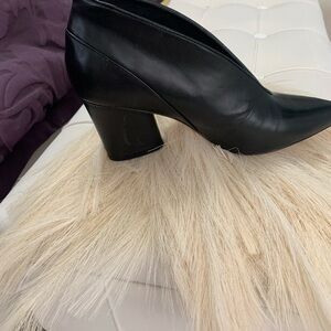 Donald J. Pliner Black Heeled Boots with Chunky Heel